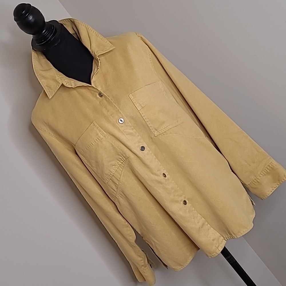 CHICO'S sz 1 faux suade buttonfront shirt